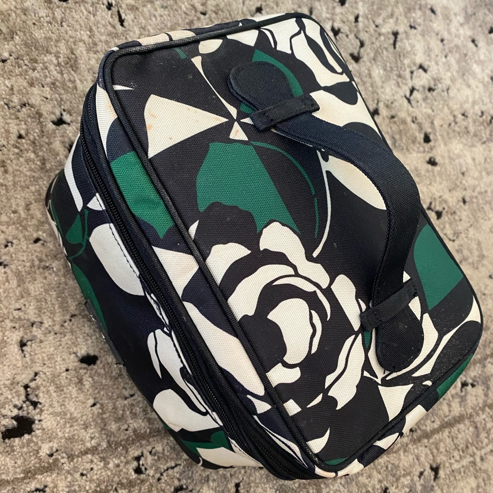 Vera Bradley Medium Makeup/Cosmetic Organizer Bag